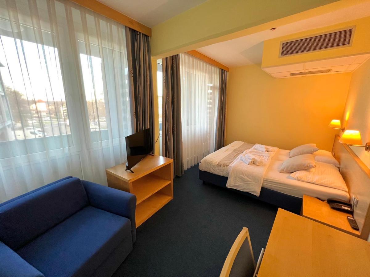 Hotel Jeruzalem Ljutomer Esterno foto